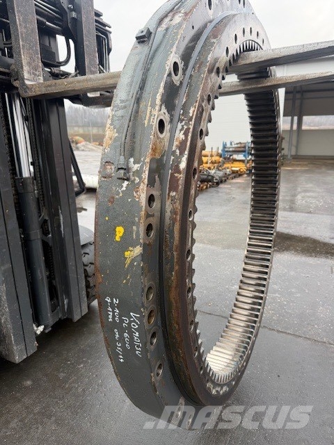 Komatsu PC 600 LC-6 USED SWING RING Transmisiones