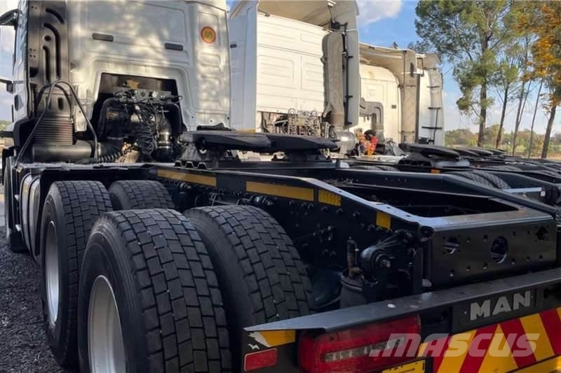 MAN BLS 26-440 6x4 TT Anders