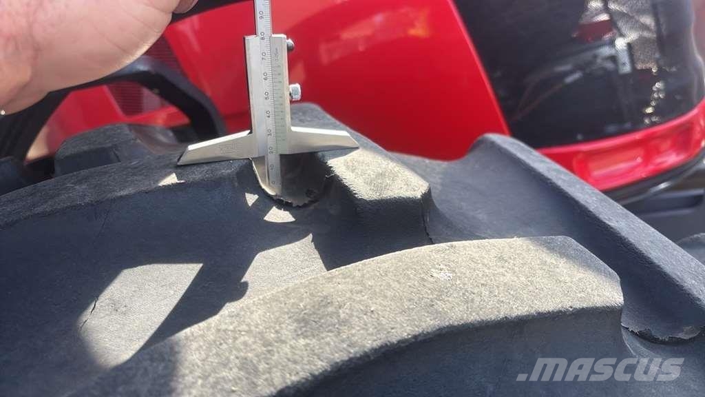 Massey Ferguson 5711 M DYNA 4 Трактора