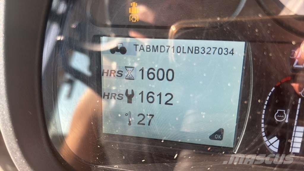 Massey Ferguson 5711 M DYNA 4 Трактора