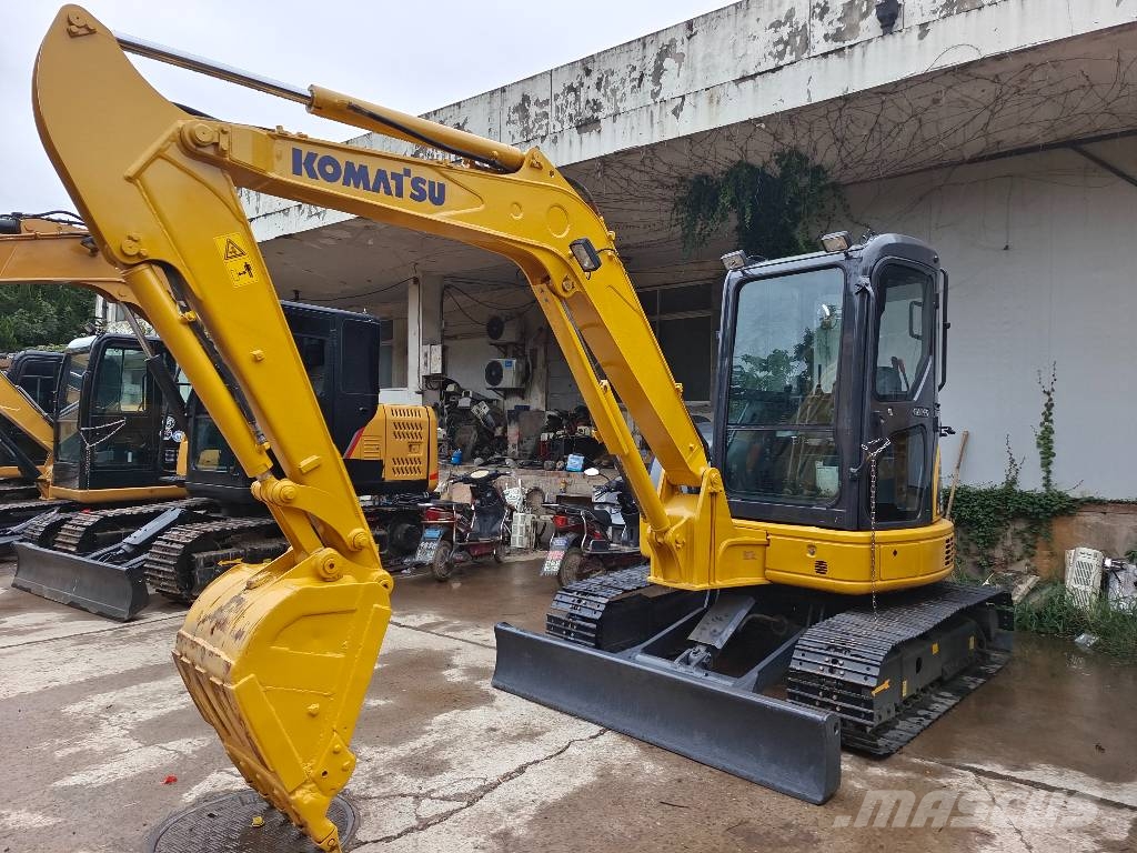 Komatsu PC 55 MR made in Japan 小型挖土機/掘鑿機<7t(小型挖掘機)