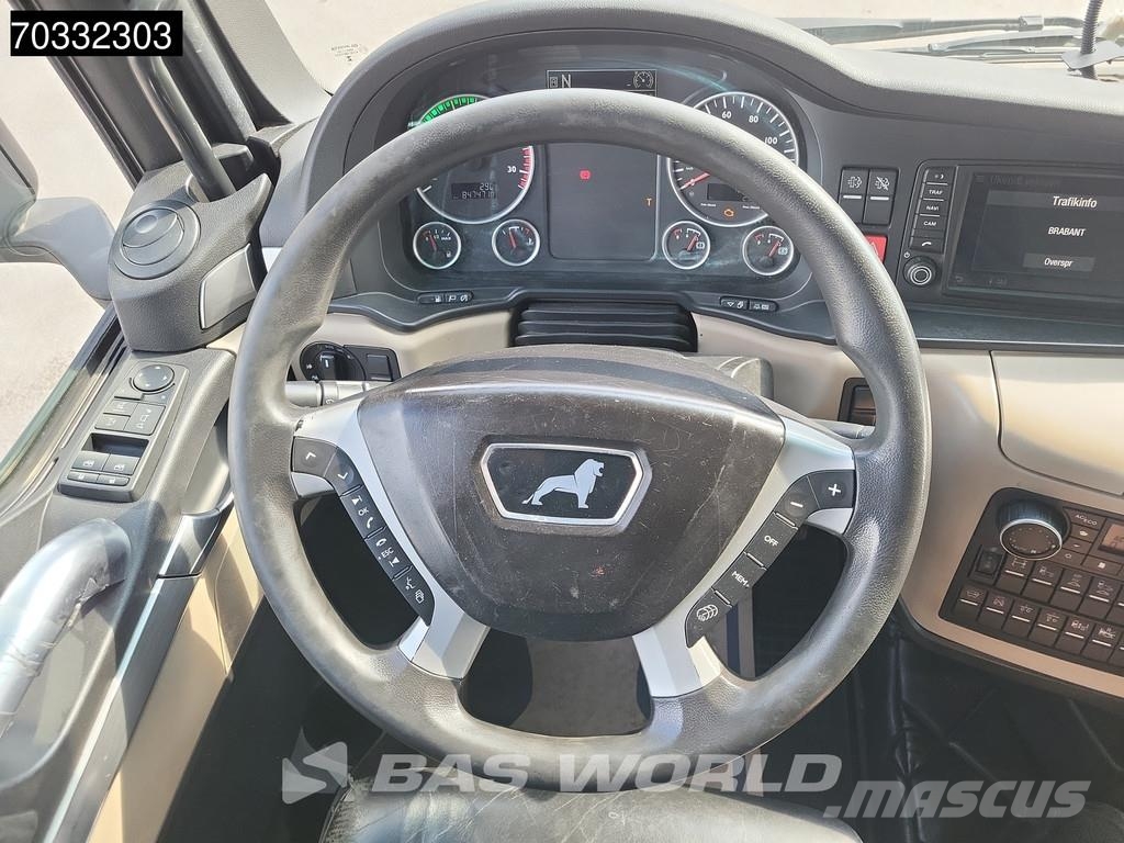 MAN TGX 18.460 TGX 4X2 Mega XXL 2xTanks Hebesattel Nav Ťahače