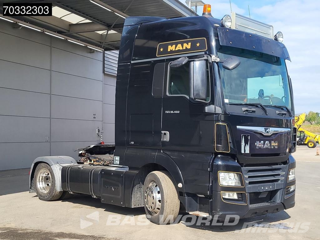 MAN TGX 18.460 TGX 4X2 Mega XXL 2xTanks Hebesattel Nav Ťahače
