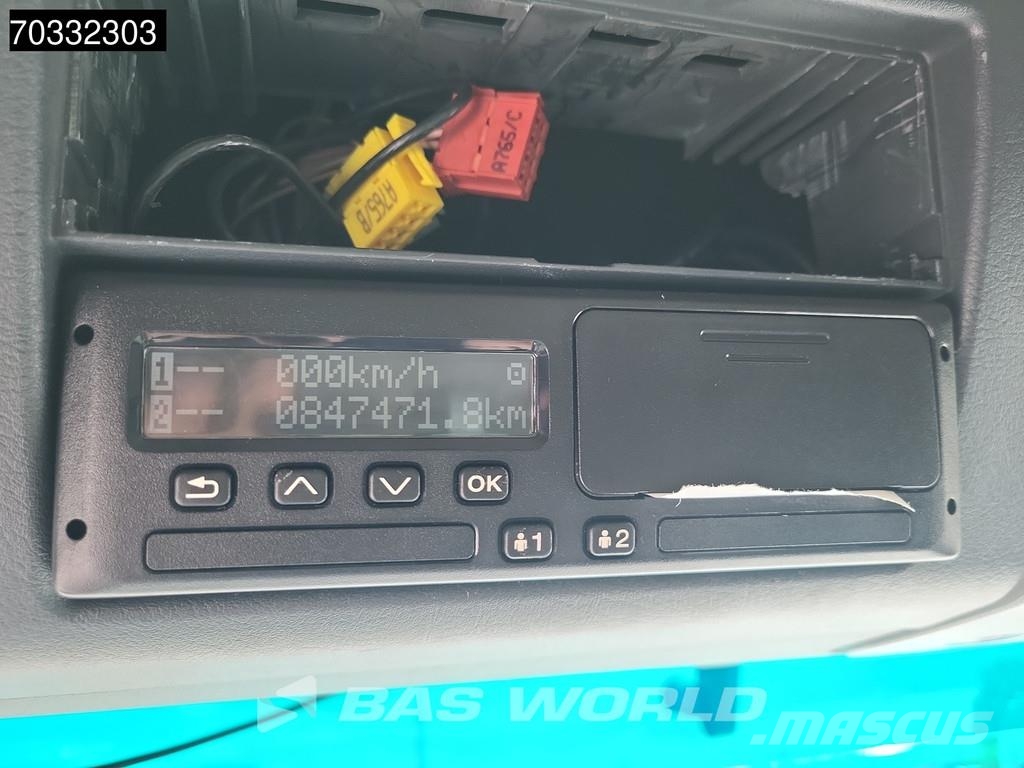 MAN TGX 18.460 TGX 4X2 Mega XXL 2xTanks Hebesattel Nav Ťahače