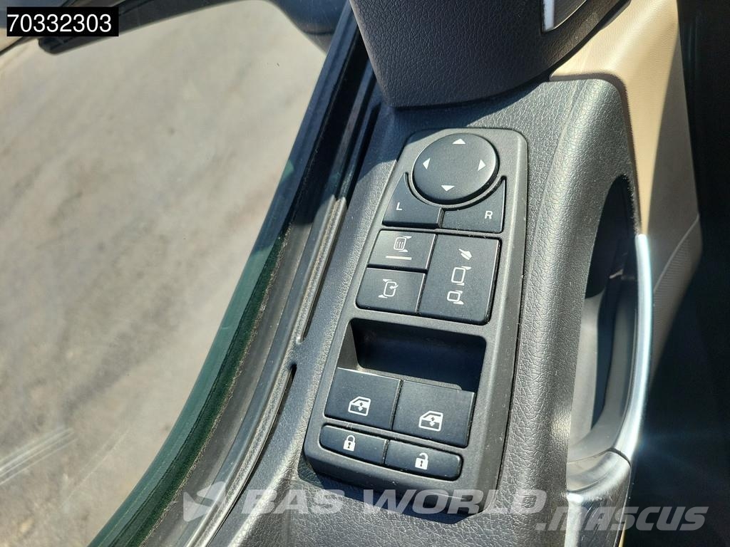 MAN TGX 18.460 TGX 4X2 Mega XXL 2xTanks Hebesattel Nav Camiones tractor