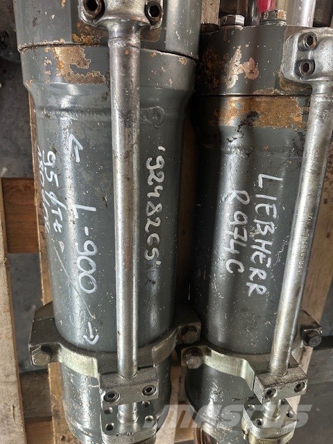 Liebherr R 974 C SIŁOWNIK ŁYŻKI Hydraulik