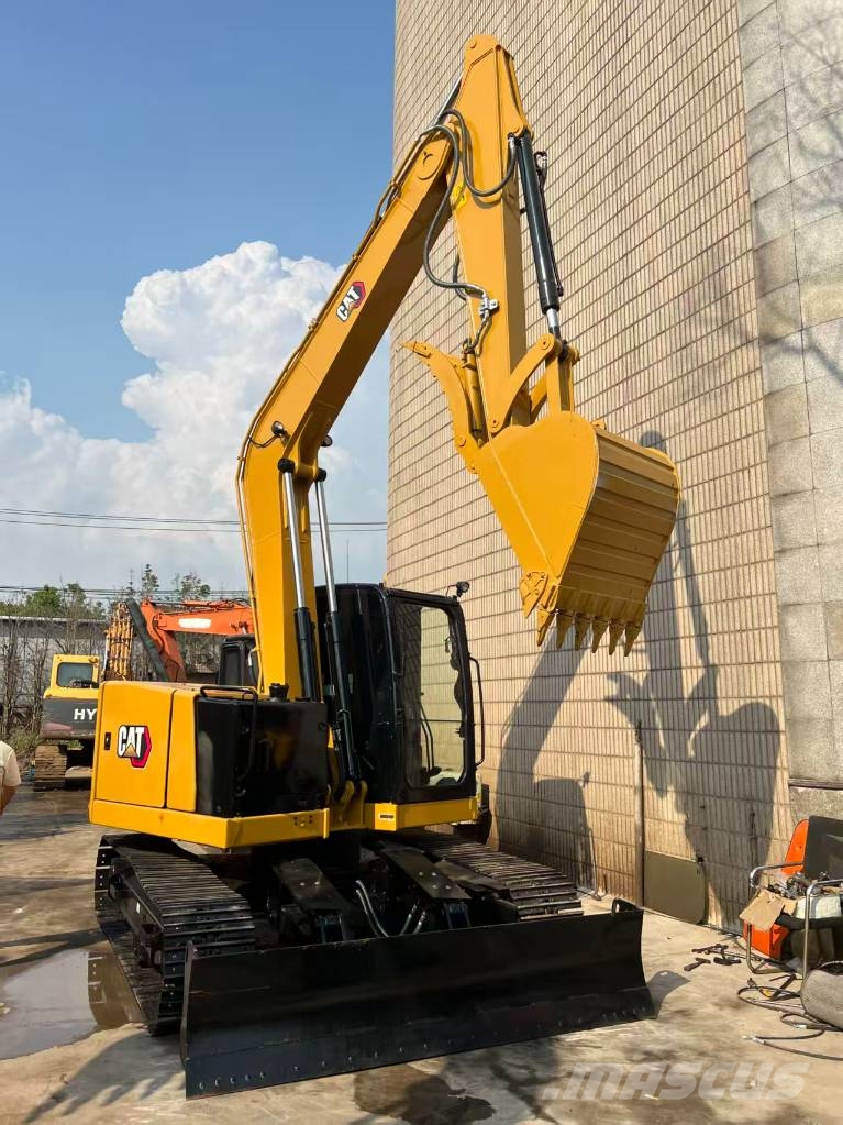 CAT 310 Гусеничні екскаватори