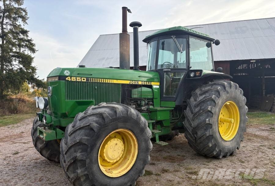 John Deere 4650 Traktori