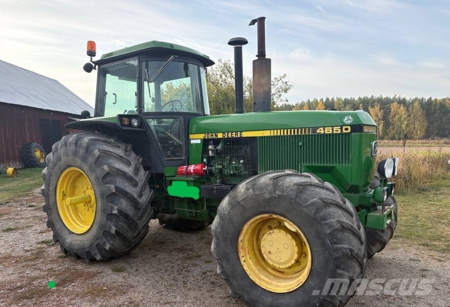 John Deere 4650 Traktori