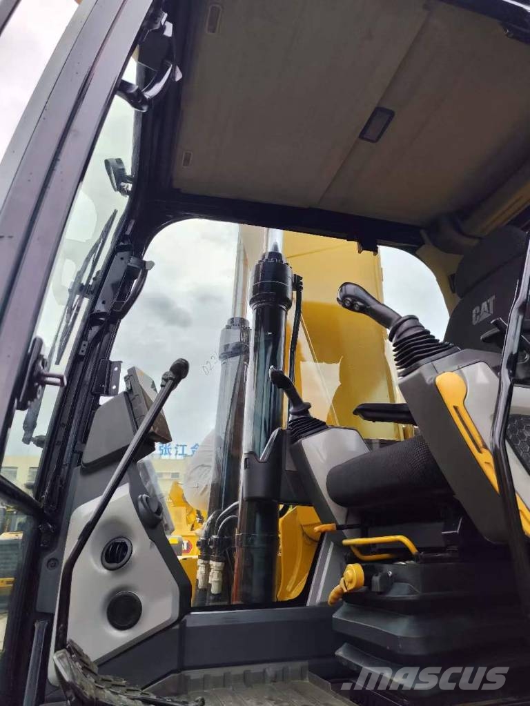 CAT 323 대형 굴삭기 29톤 이상