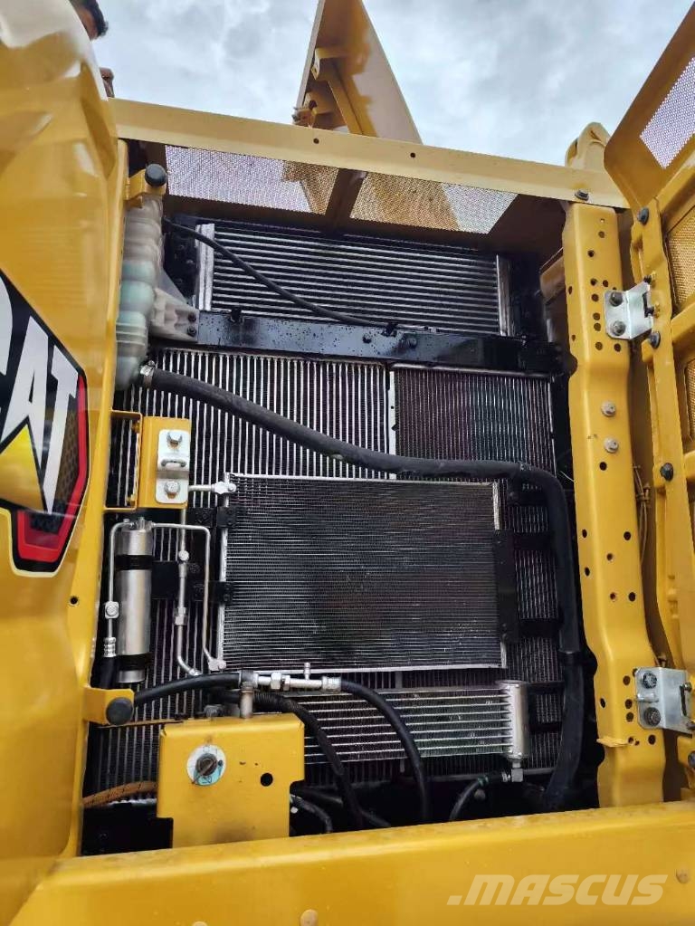 CAT 323 대형 굴삭기 29톤 이상