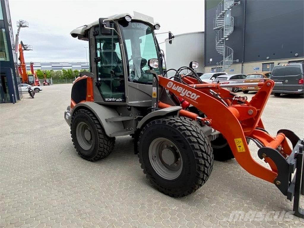 Weycor AR420 HS Cargadoras multifunción