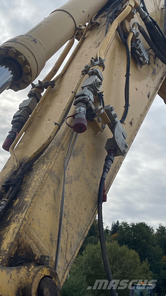 Komatsu PC 240 NLC-10 Kāpurķēžu ekskavatori