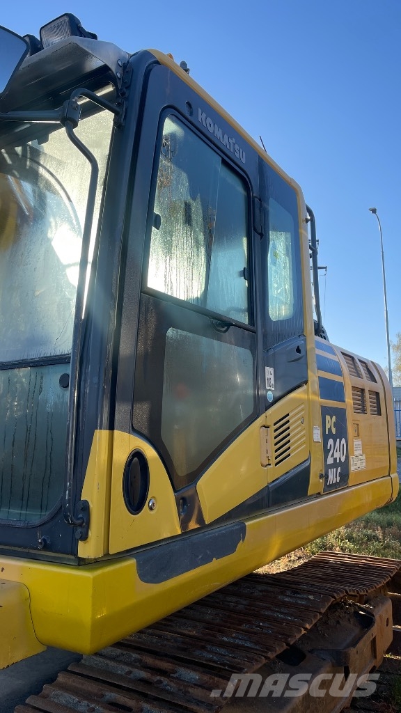 Komatsu PC 240 NLC-10 Kāpurķēžu ekskavatori