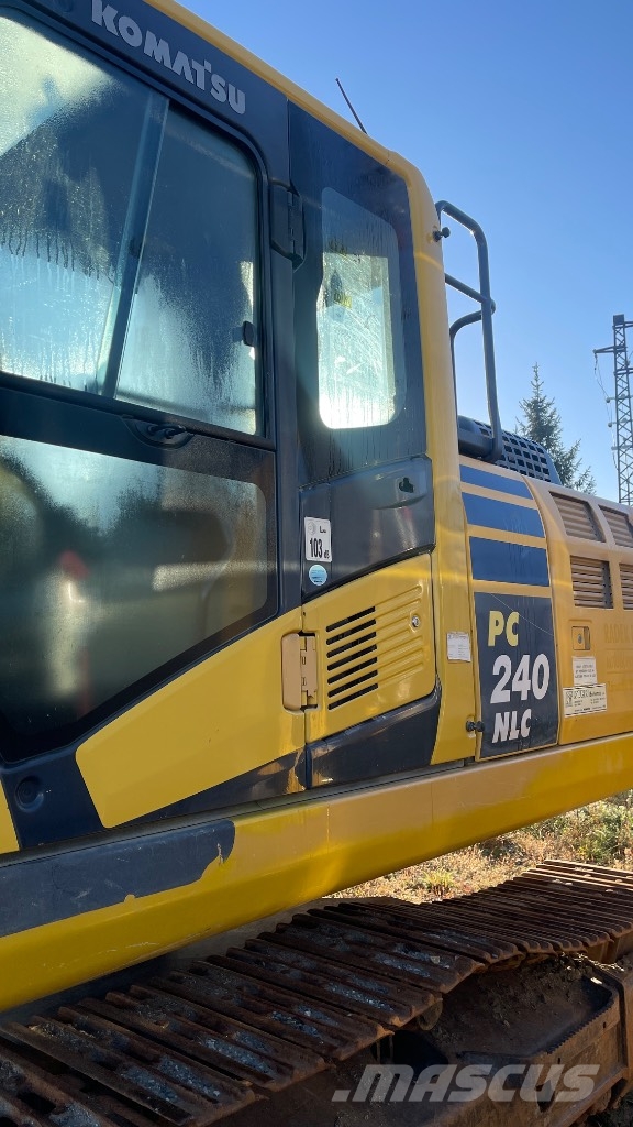 Komatsu PC 240 NLC-10 Kāpurķēžu ekskavatori