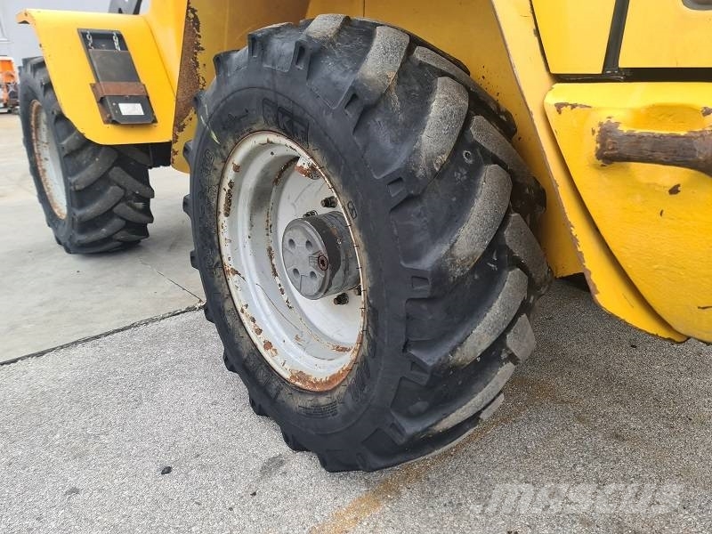 Volvo L 40 B Колесни товарачи