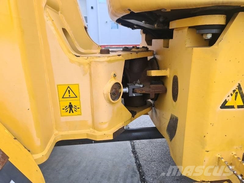 Volvo L 40 B Колесни товарачи