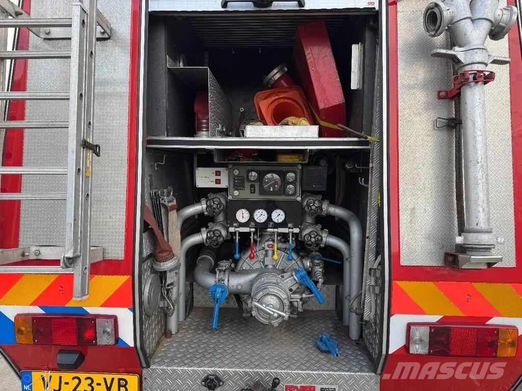 Mercedes-Benz 1117 - FULL EQUIPMENT INCLUDED FIRE TRUCK + LADDER 消防車