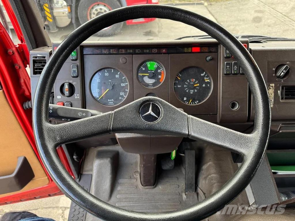 Mercedes-Benz 1117 - FULL EQUIPMENT INCLUDED FIRE TRUCK + LADDER 消防車