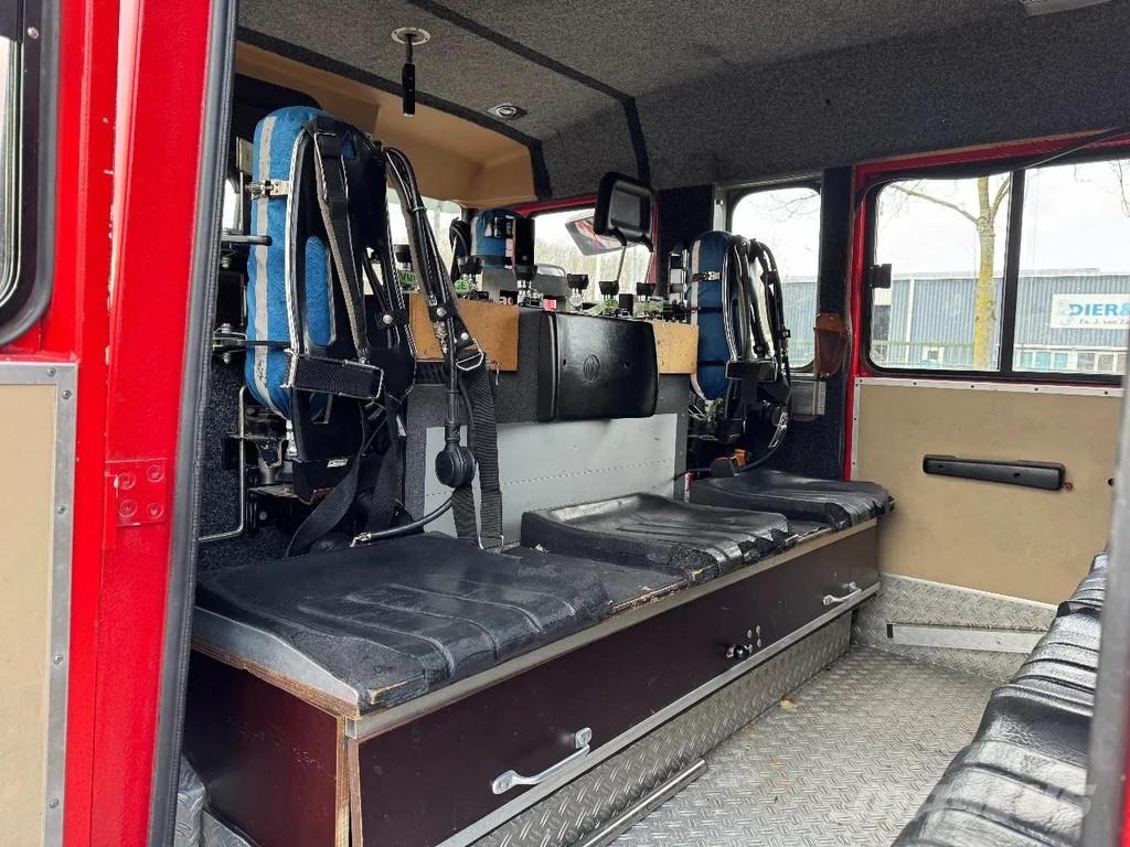 Mercedes-Benz 1117 - FULL EQUIPMENT INCLUDED FIRE TRUCK + LADDER 消防車