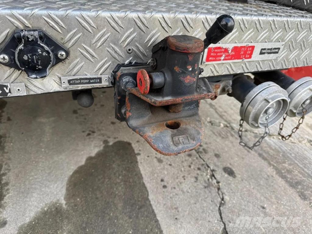 Mercedes-Benz 1117 - FULL EQUIPMENT INCLUDED FIRE TRUCK + LADDER 消防車