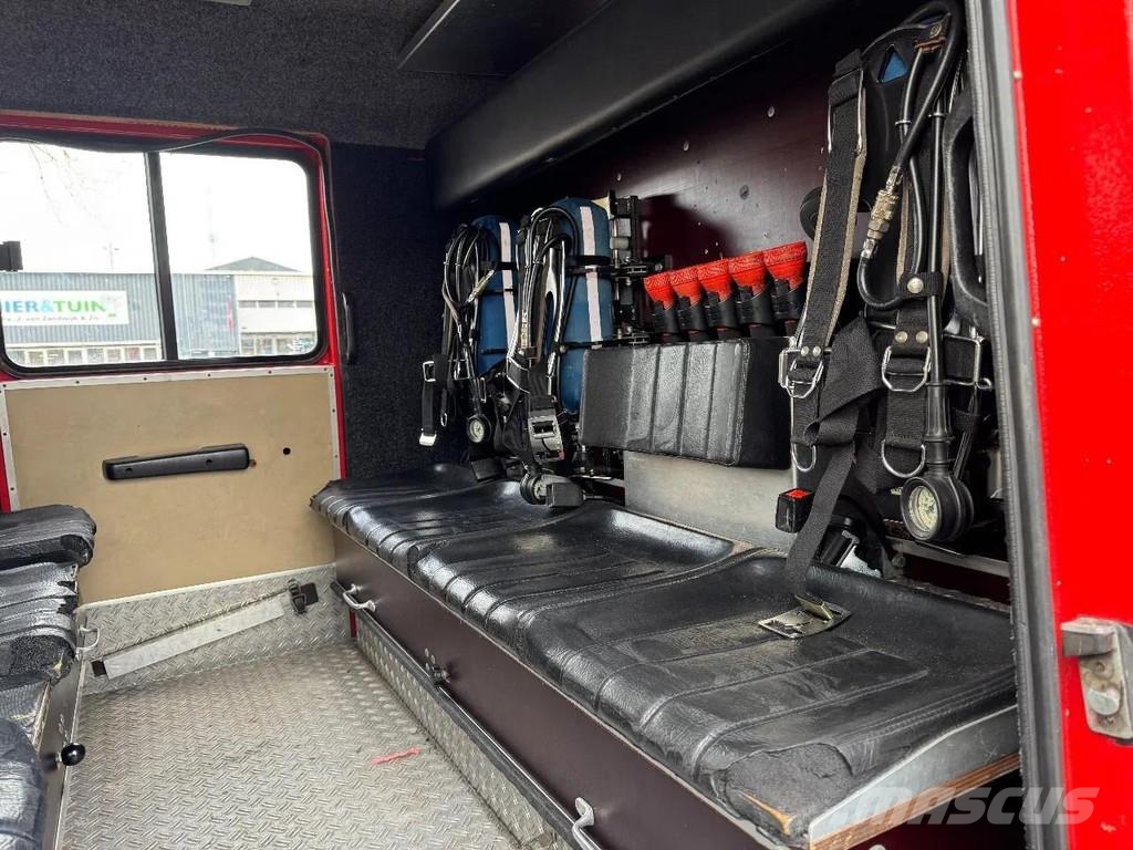Mercedes-Benz 1117 - FULL EQUIPMENT INCLUDED FIRE TRUCK + LADDER 消防車