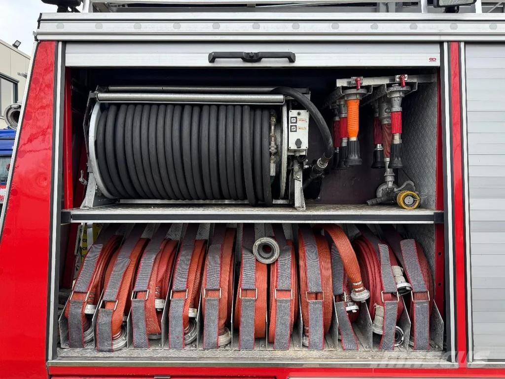 Mercedes-Benz 1117 - FULL EQUIPMENT INCLUDED FIRE TRUCK + LADDER 消防車