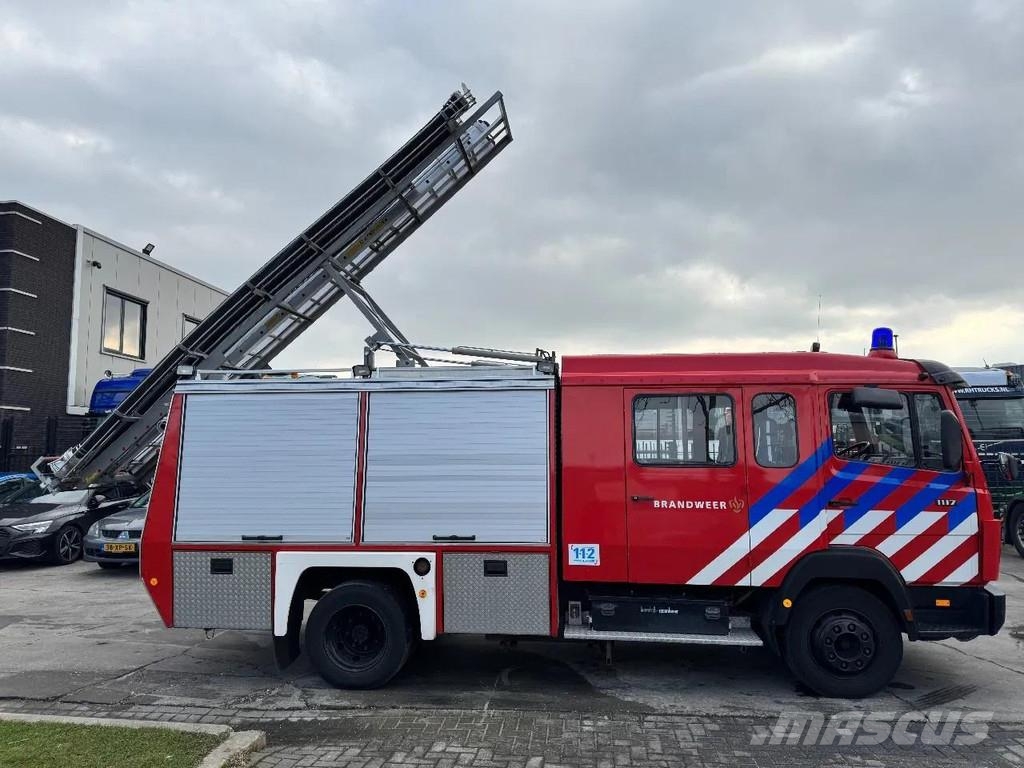 Mercedes-Benz 1117 - FULL EQUIPMENT INCLUDED FIRE TRUCK + LADDER 消防車