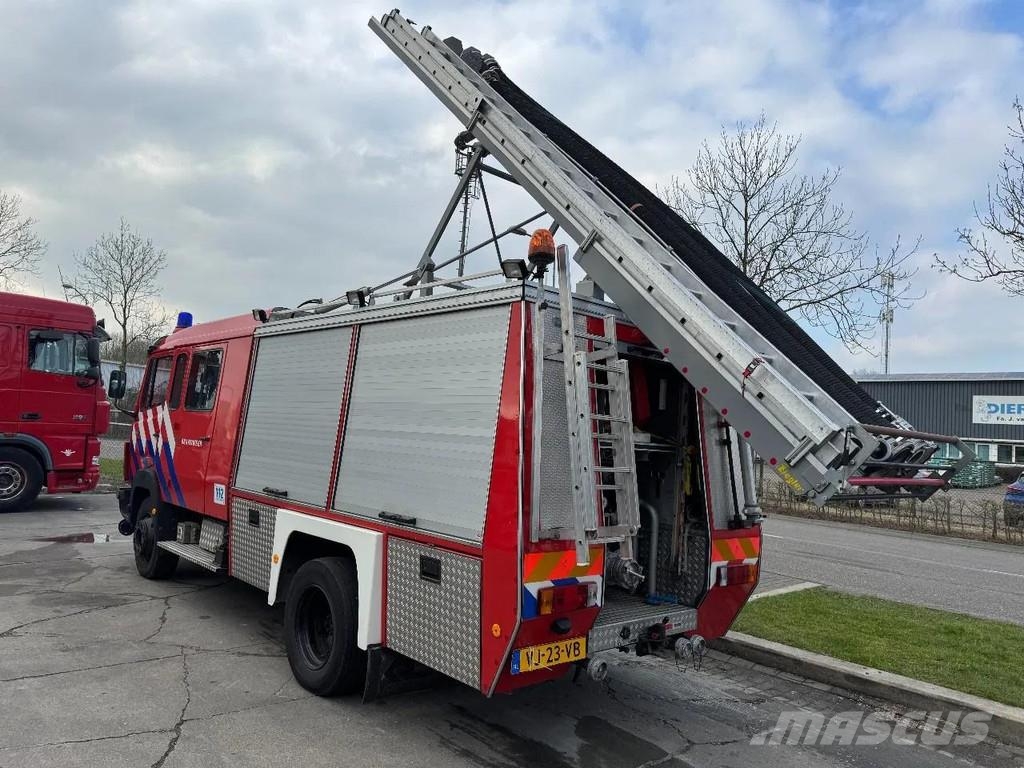 Mercedes-Benz 1117 - FULL EQUIPMENT INCLUDED FIRE TRUCK + LADDER 消防車