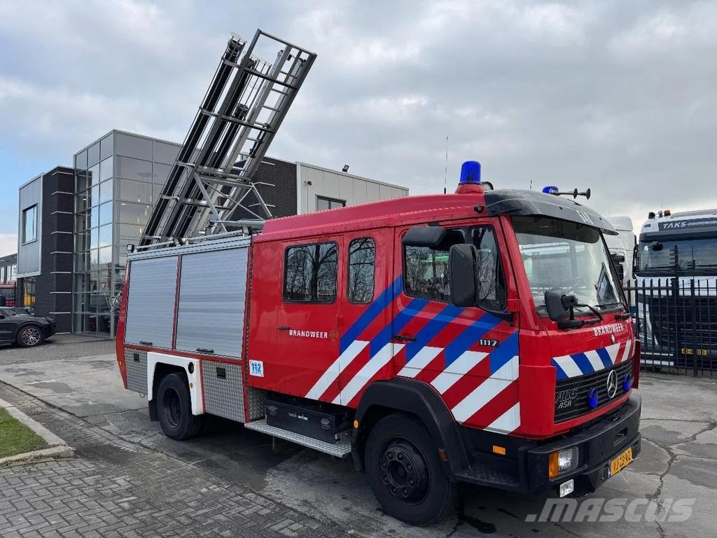 Mercedes-Benz 1117 - FULL EQUIPMENT INCLUDED FIRE TRUCK + LADDER 消防車