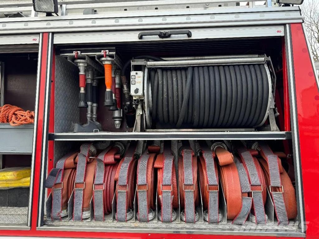 Mercedes-Benz 1117 - FULL EQUIPMENT INCLUDED FIRE TRUCK + LADDER 消防車