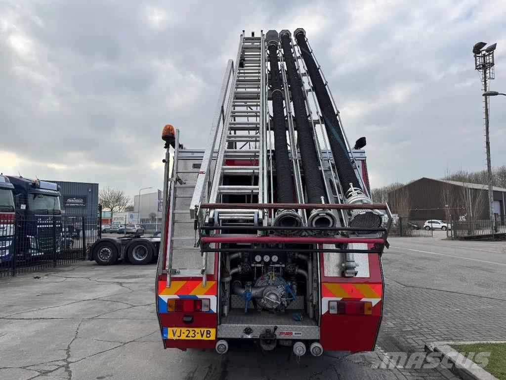 Mercedes-Benz 1117 - FULL EQUIPMENT INCLUDED FIRE TRUCK + LADDER 消防車