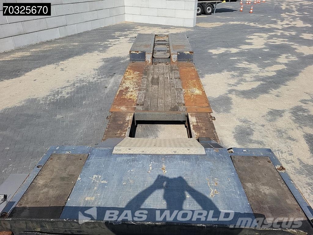 Nooteboom Extendable Remote 3xSteering Gooseneck Puoliperävaunulavetit