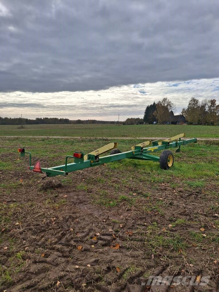 John Deere T670 Combine harvesters