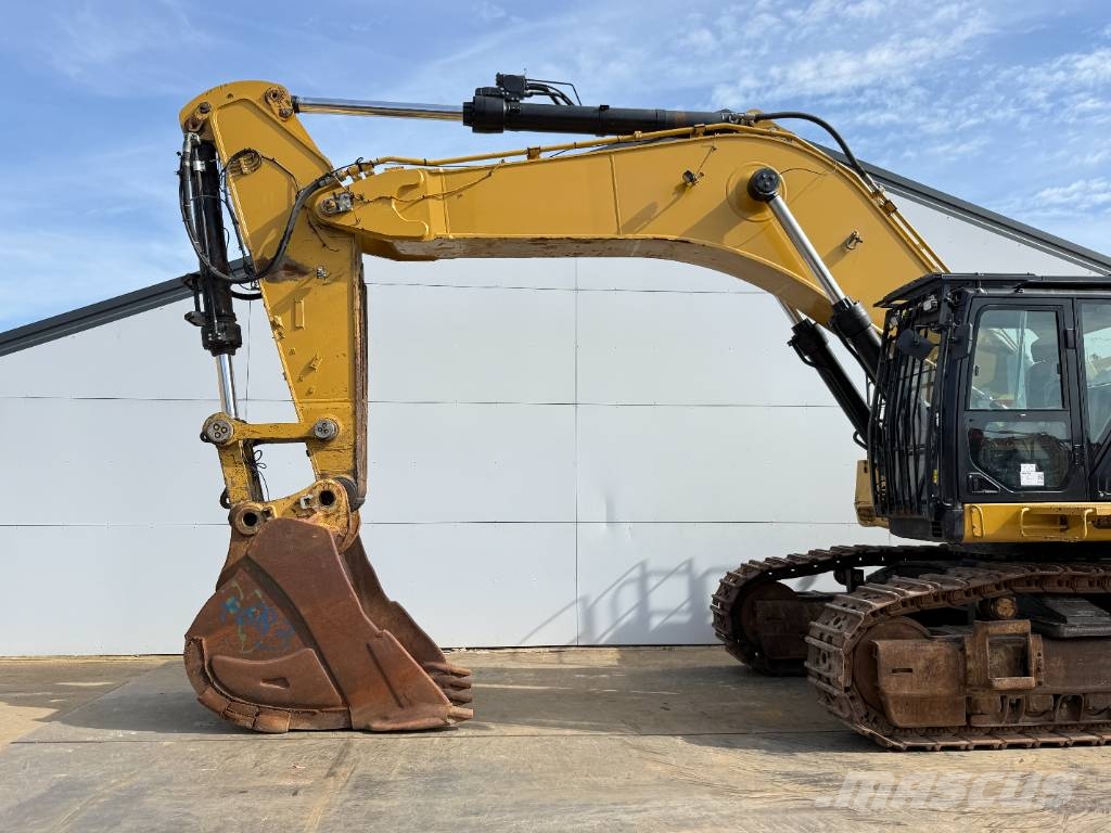 CAT 374FL - Automatic Greasing / Rear + Side Camera Rupsgraafmachines