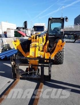 JCB 540-140 伸缩臂叉装车|叉装车