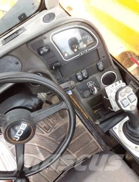 JCB 540-140 伸缩臂叉装车|叉装车