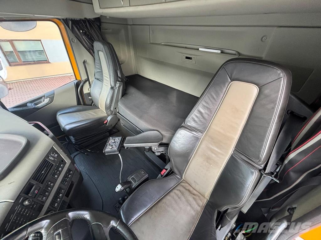 Volvo FH540 8x4*4 EURO6 + JOAB 1470mm شاحنات الرافعات الخطافية