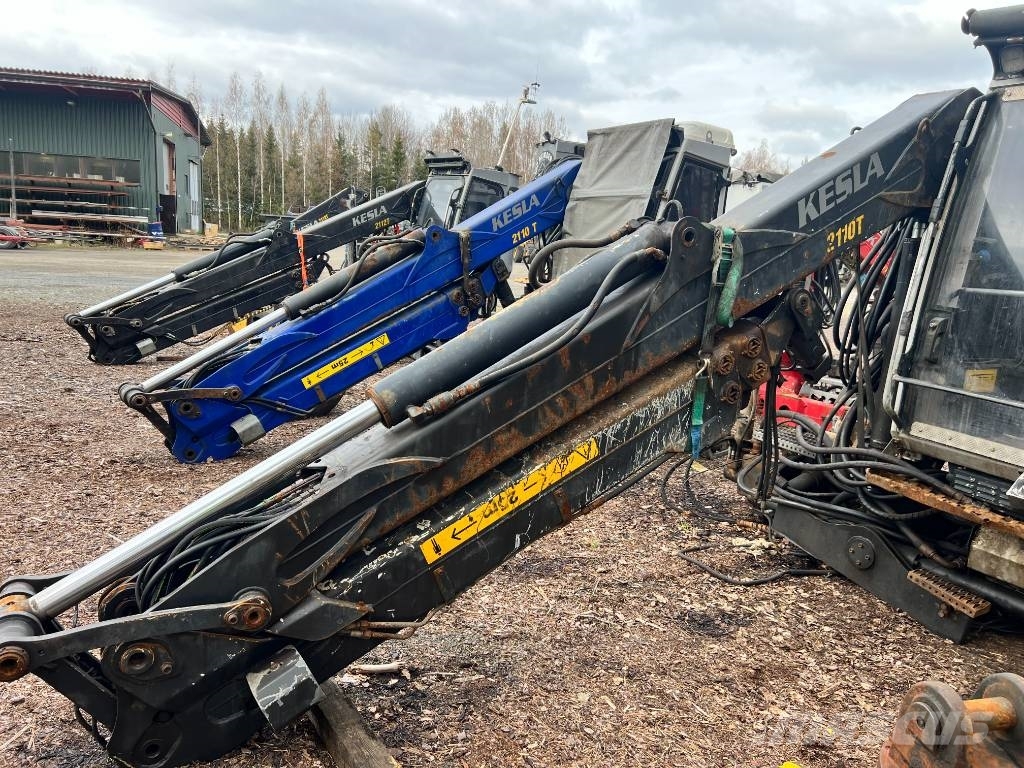 Kesla 2110 T Gru per legname