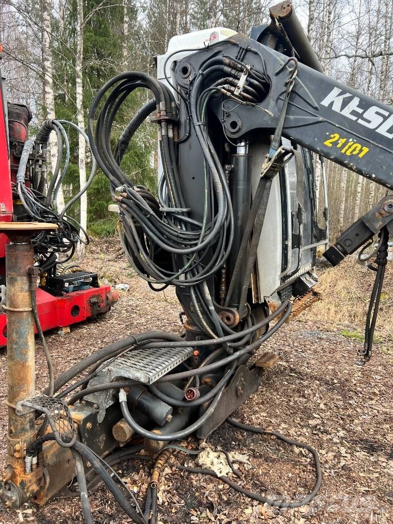 Kesla 2110 T Gru per legname