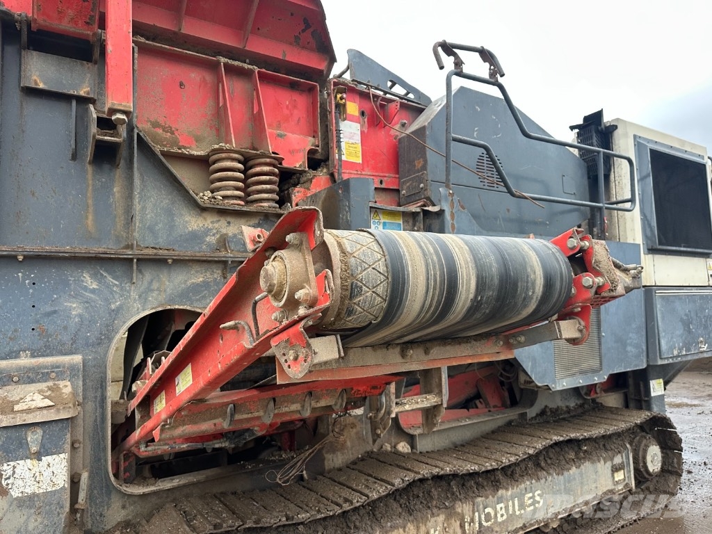 Sandvik QJ 341 Trituradoras móviles