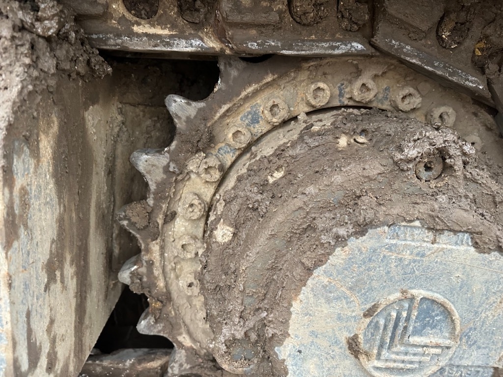 Sandvik QJ 341 Trituradoras móviles