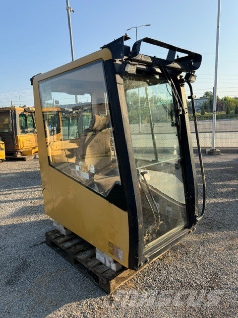 CAT 312 USED CAB كابينة والداخلية