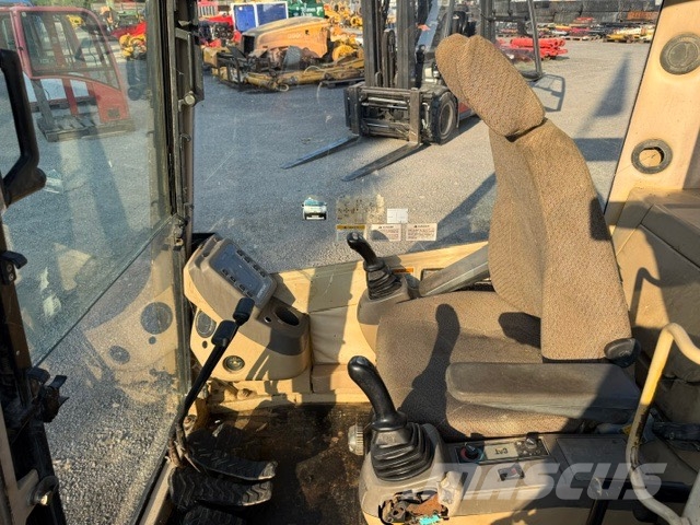 CAT 312 USED CAB كابينة والداخلية