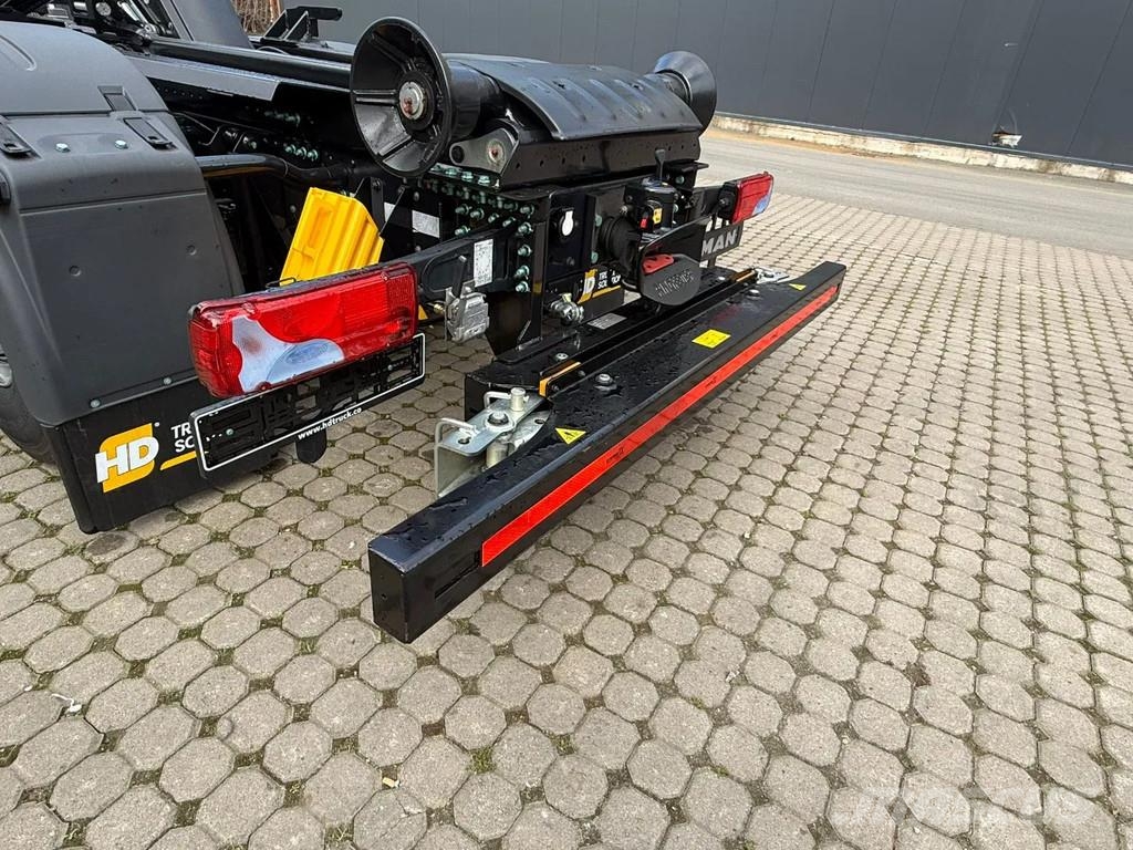 MAN TGS 26.480 MAN TGS 26.480 6x2 Hiab 228-4 MultiLift Hook lift trucks