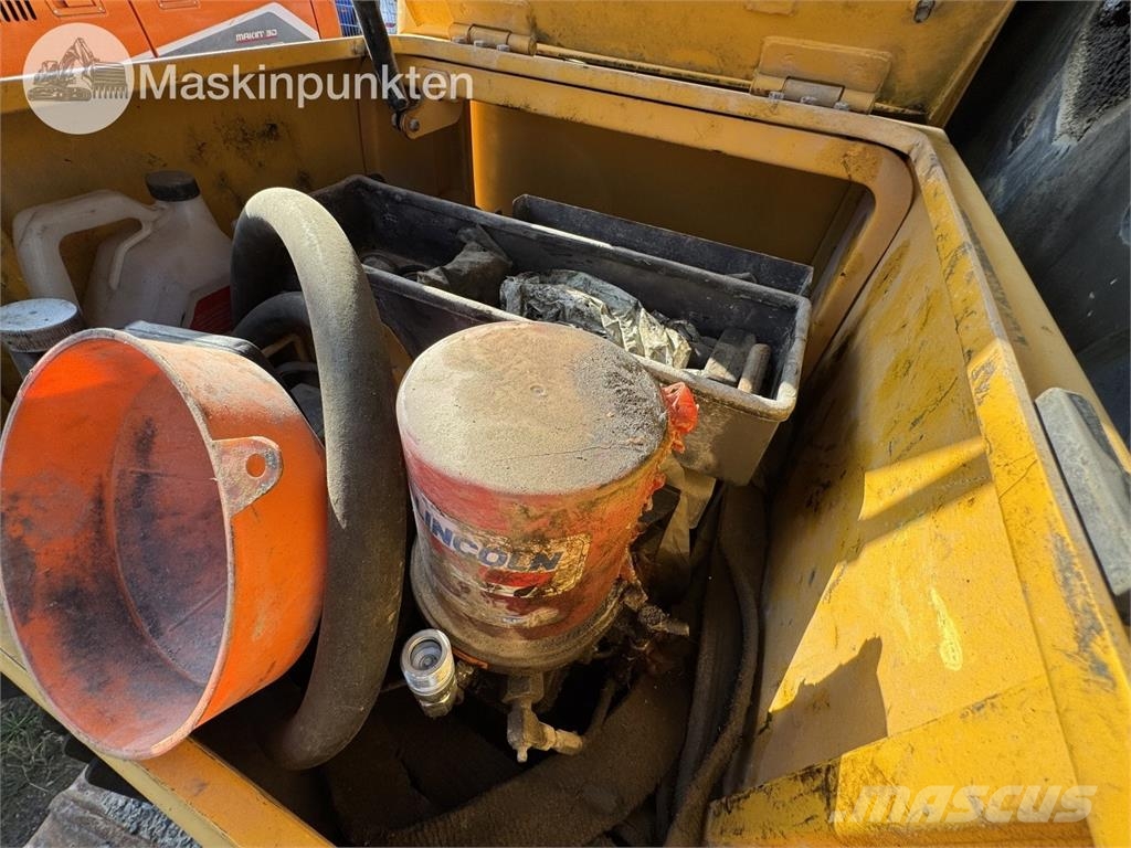 Volvo EC300D Roomikekskavaatorid