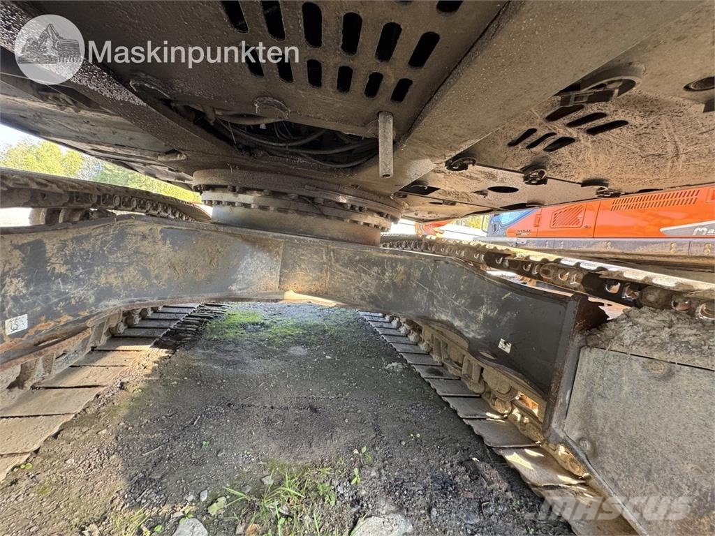 Volvo EC300D Roomikekskavaatorid