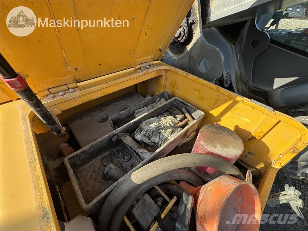 Volvo EC300D Roomikekskavaatorid