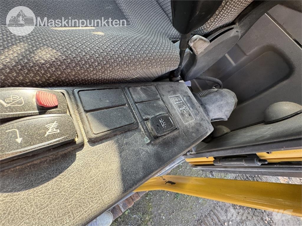 Volvo EC300D Roomikekskavaatorid