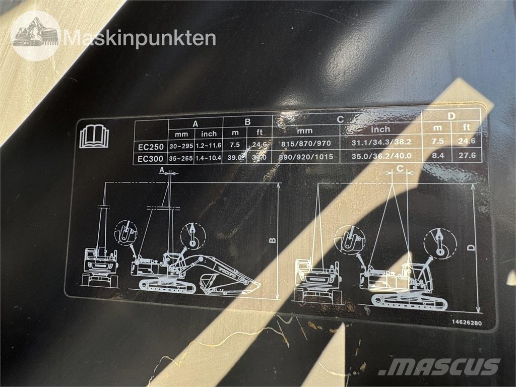 Volvo EC300D Roomikekskavaatorid
